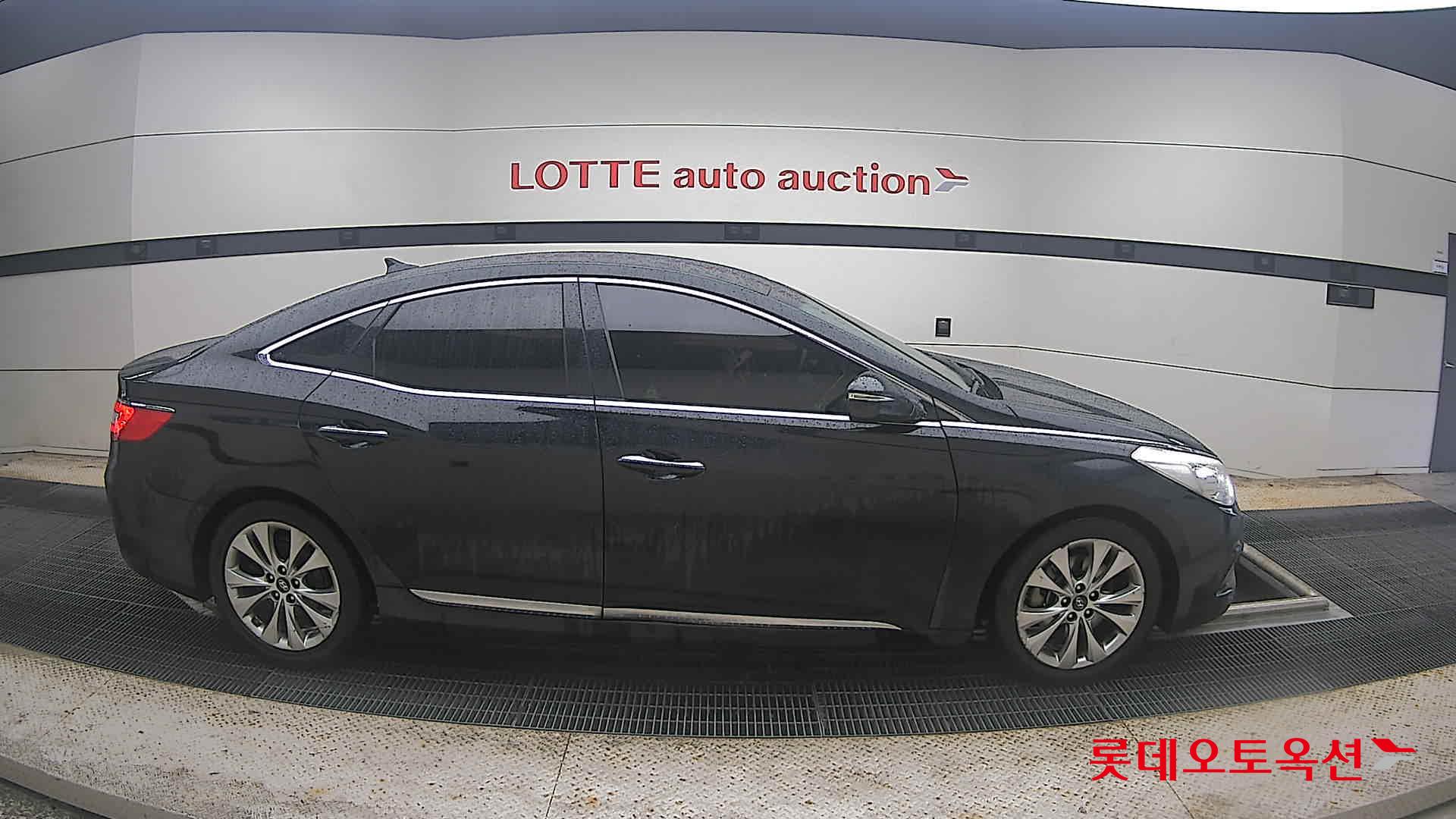 2011 - hyundai grandeur