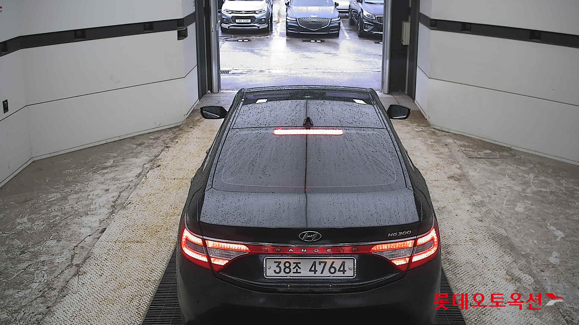 2011 - hyundai grandeur