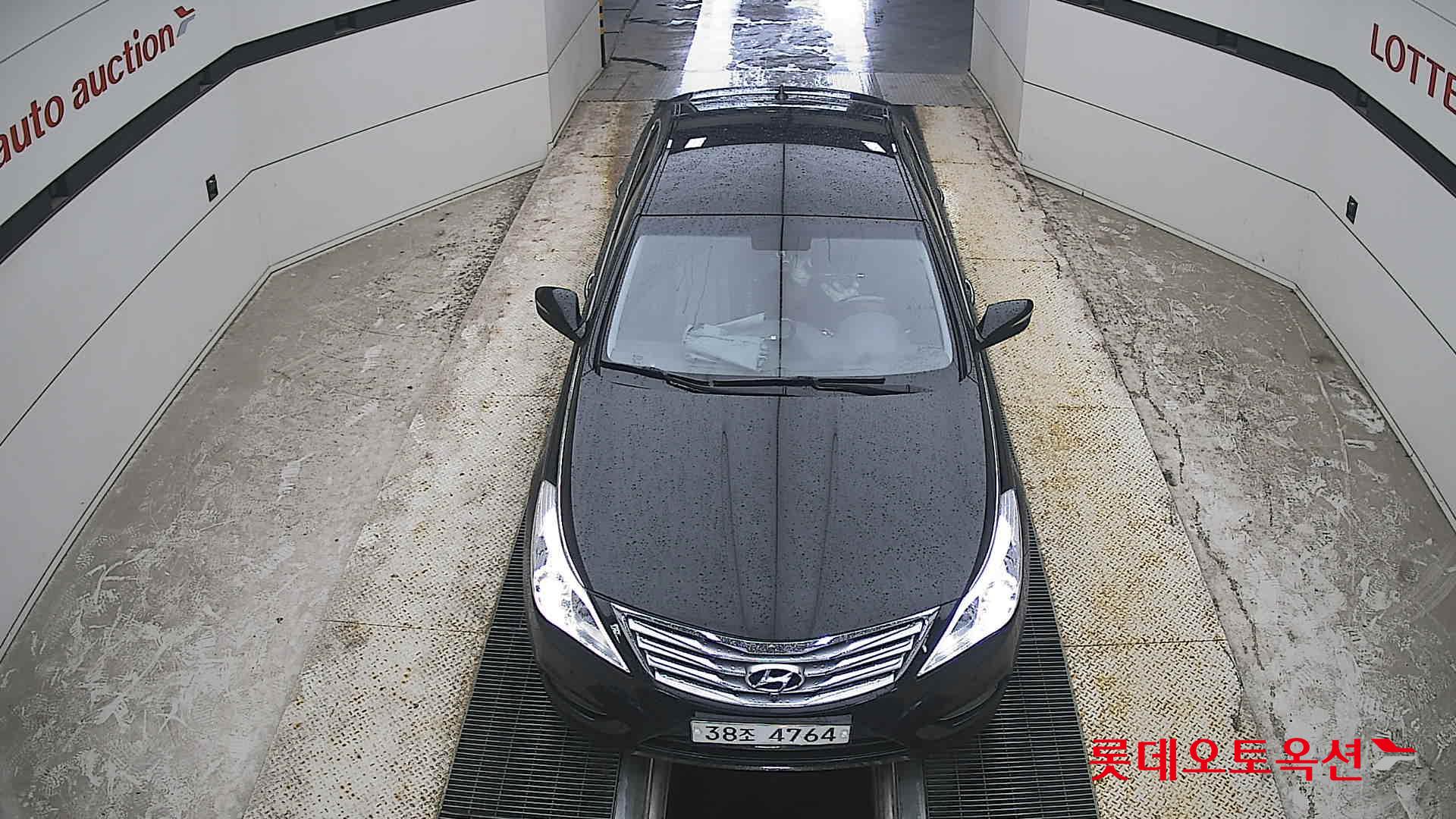 2011 - hyundai grandeur