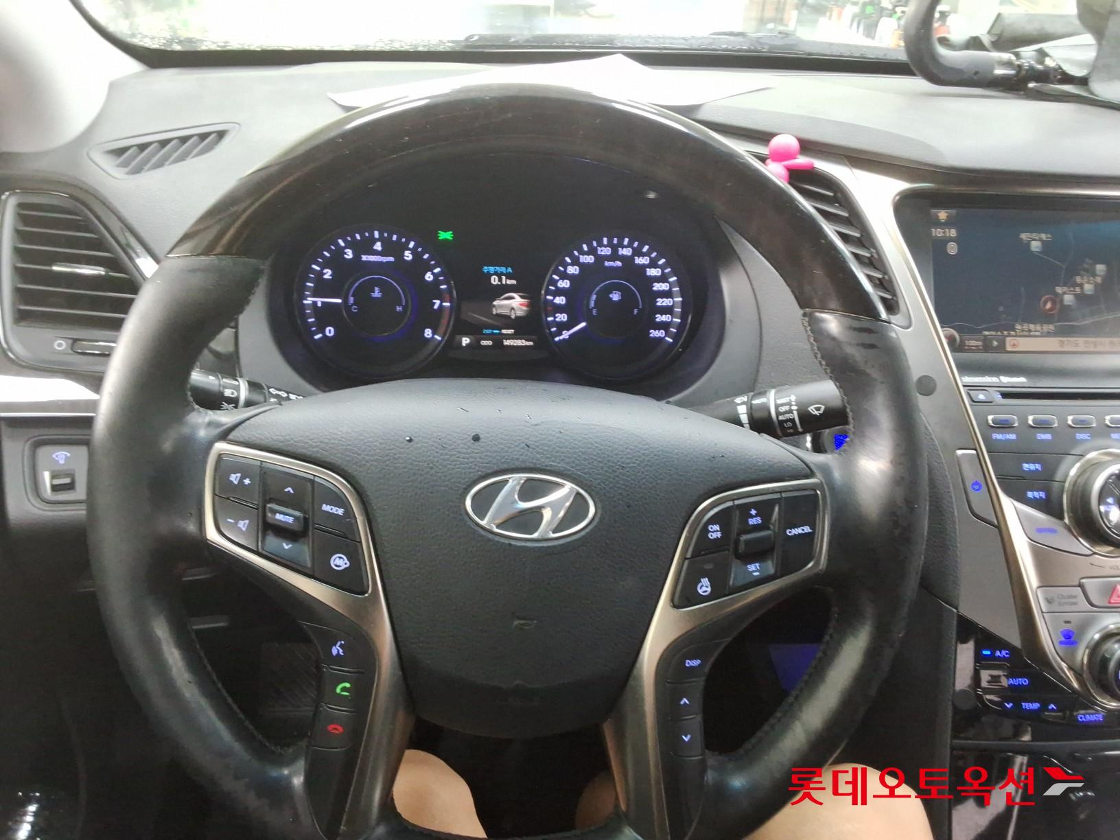 2011 - hyundai grandeur
