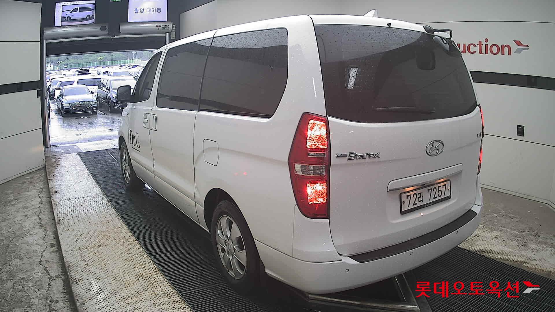 2019 - hyundai grand starex