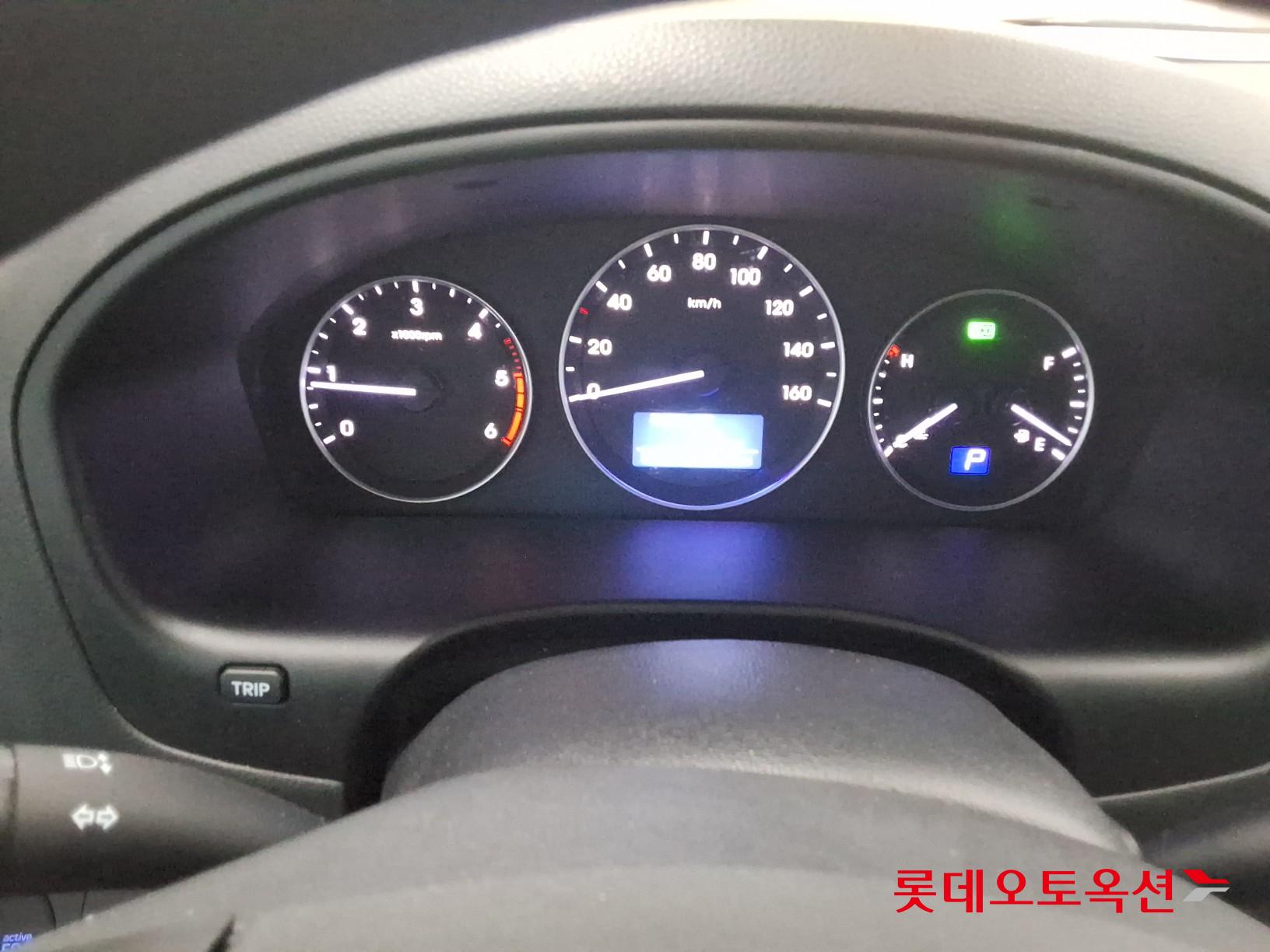 2019 - hyundai grand starex