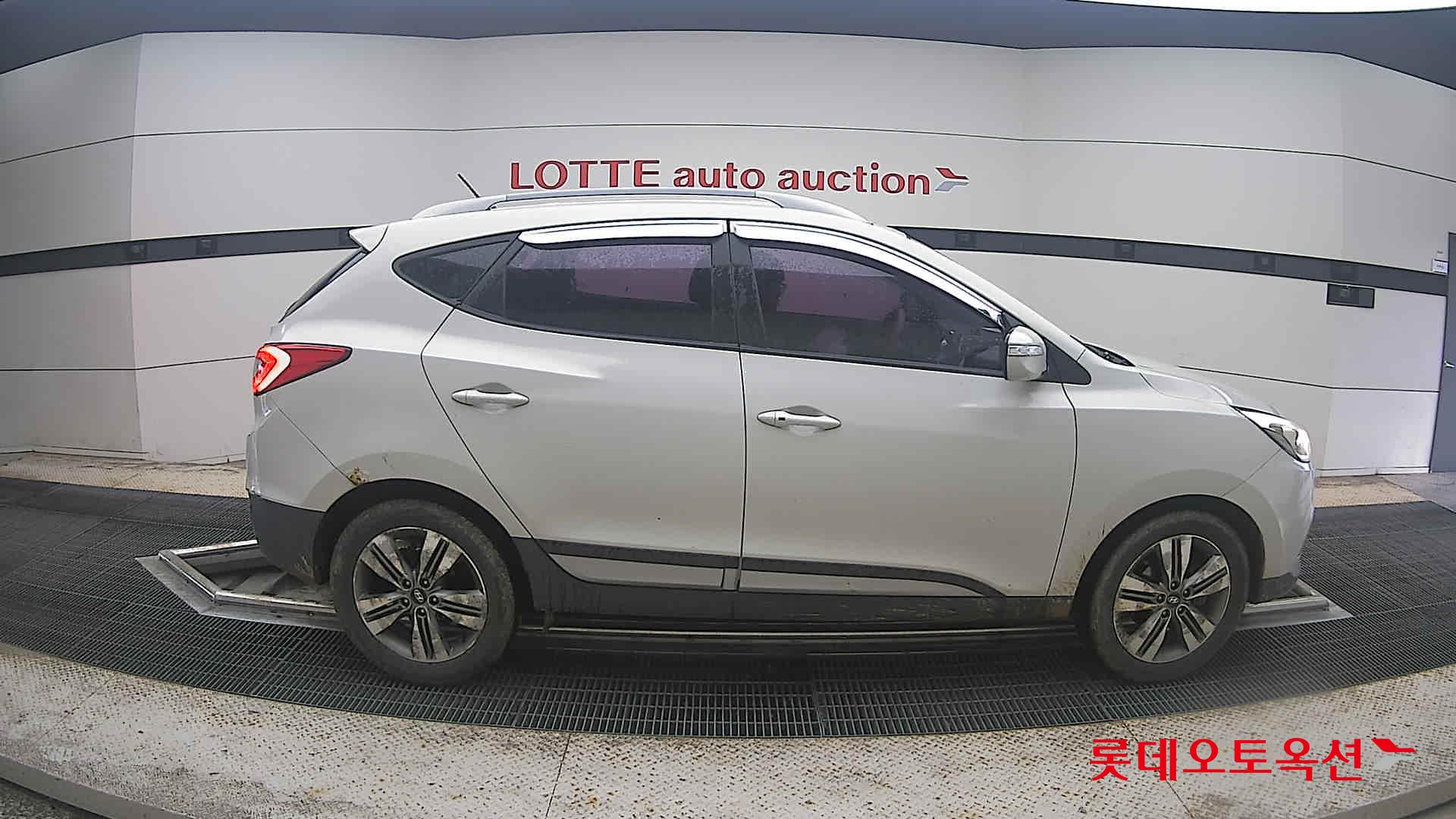2014 - hyundai tucson