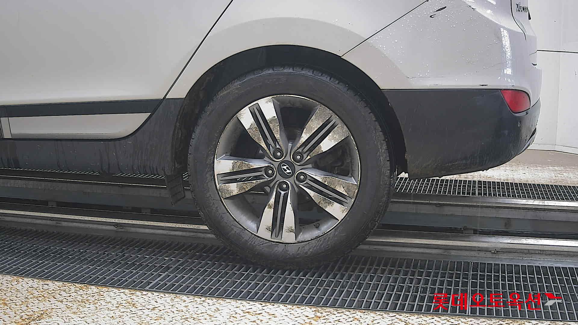 2014 - hyundai tucson