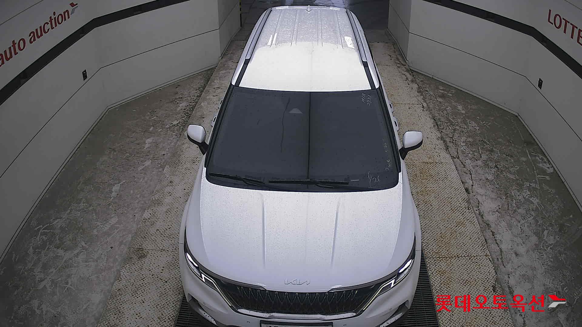 2023 - kia carnival