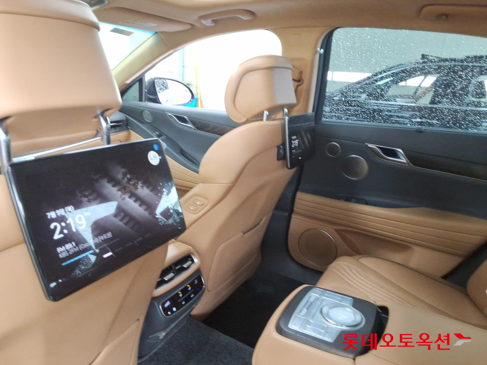 2021 - genesis g80