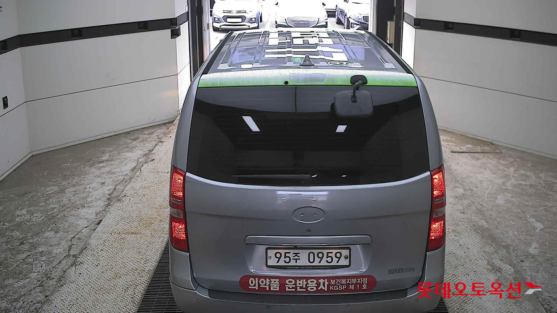 2019 - hyundai grand starex