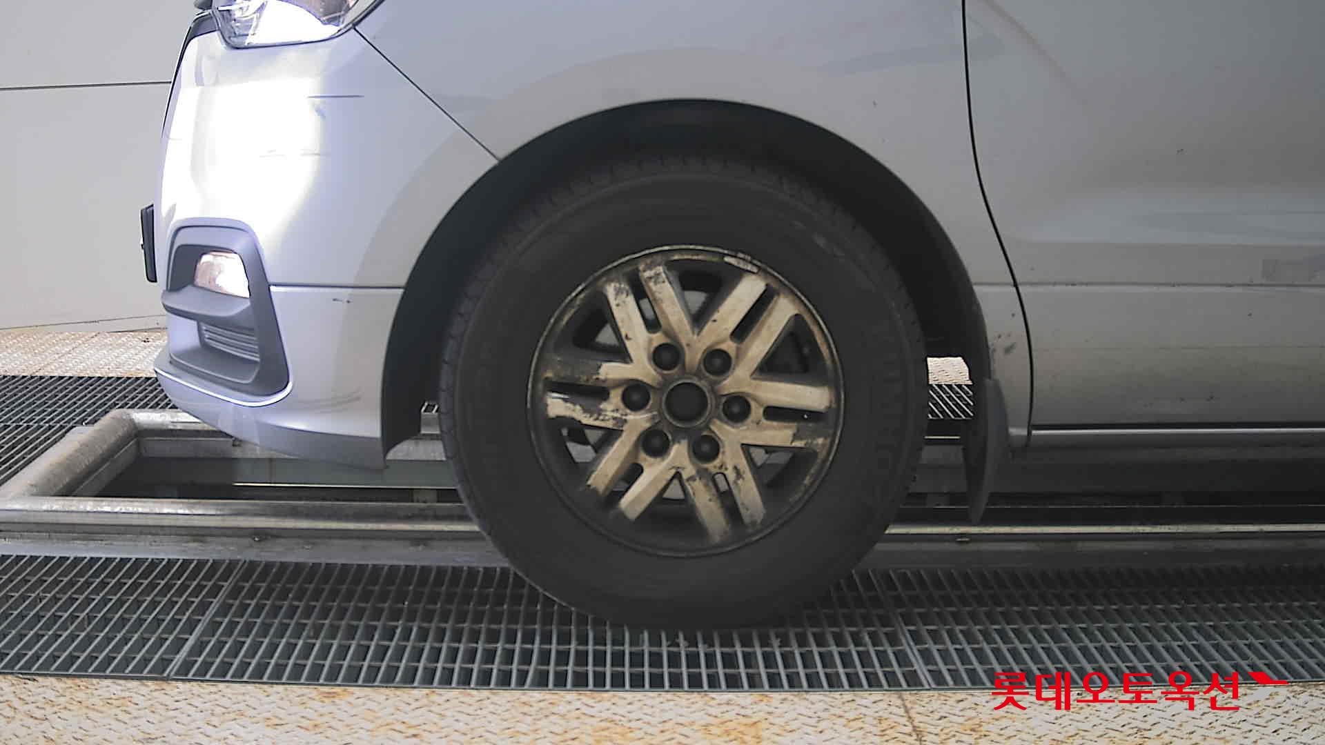 2019 - hyundai grand starex
