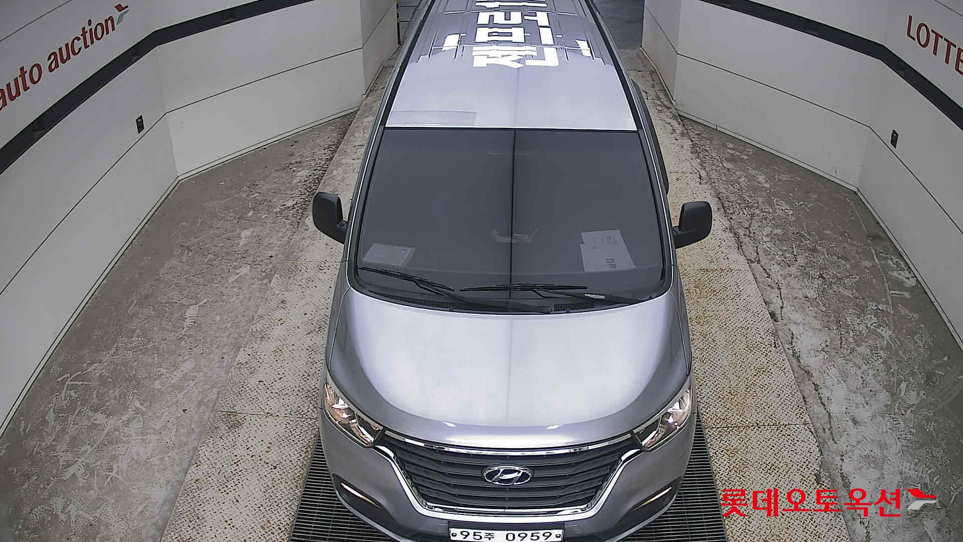 2019 - hyundai grand starex