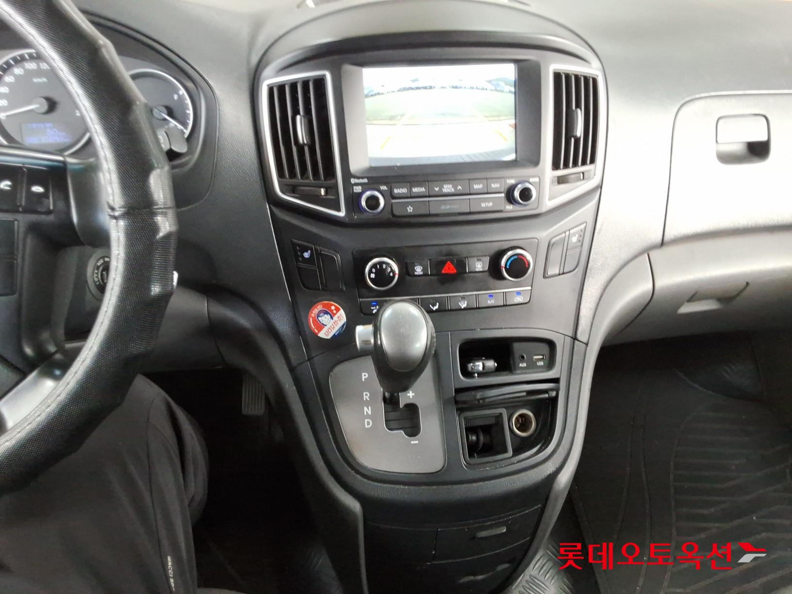 2019 - hyundai grand starex