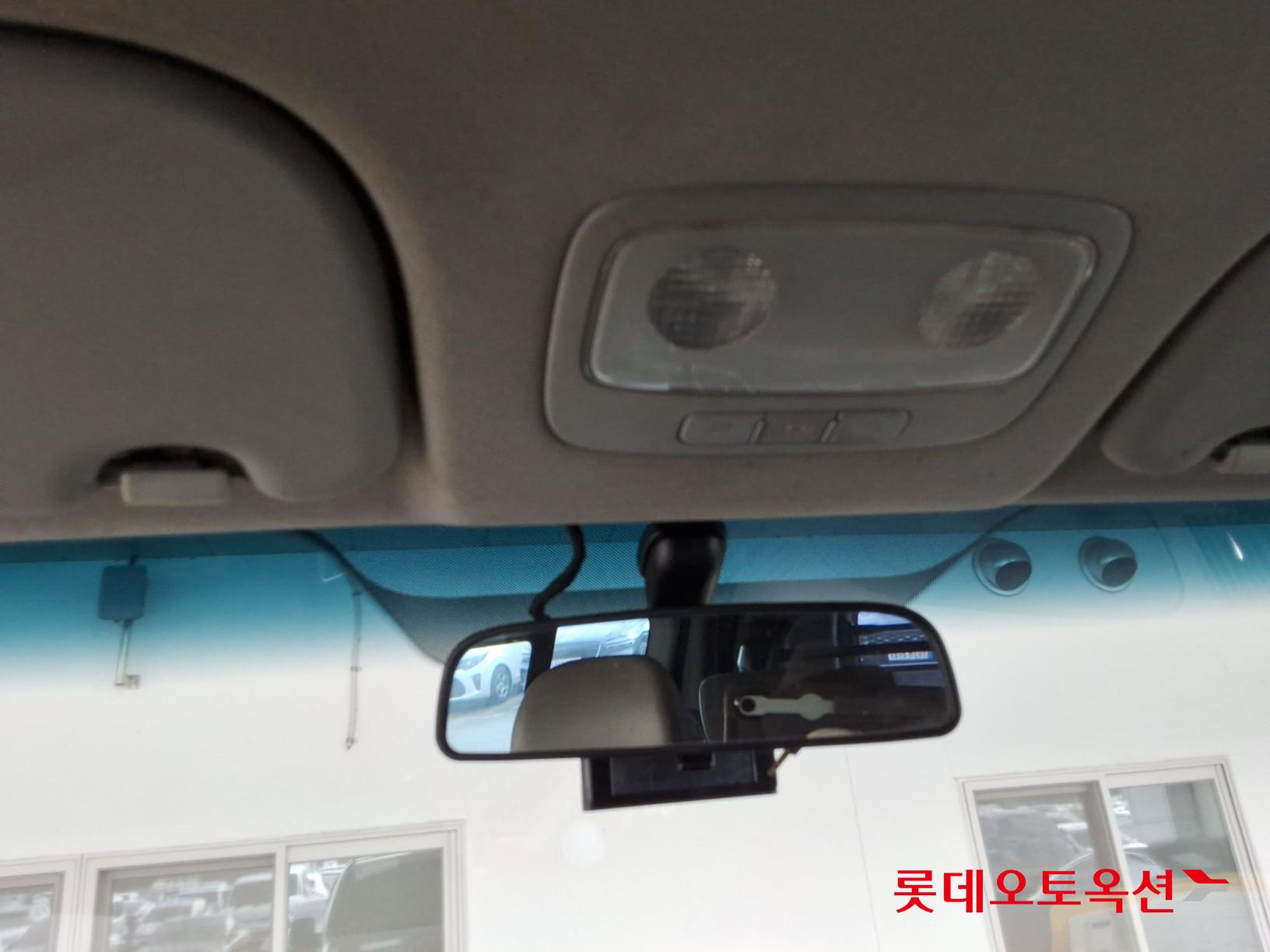 2019 - hyundai grand starex