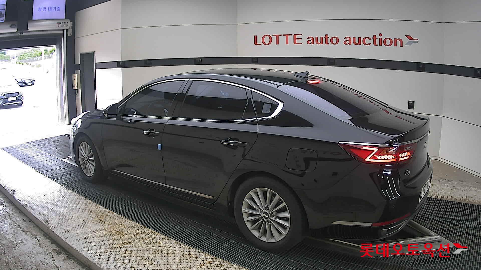 2018 - kia k7