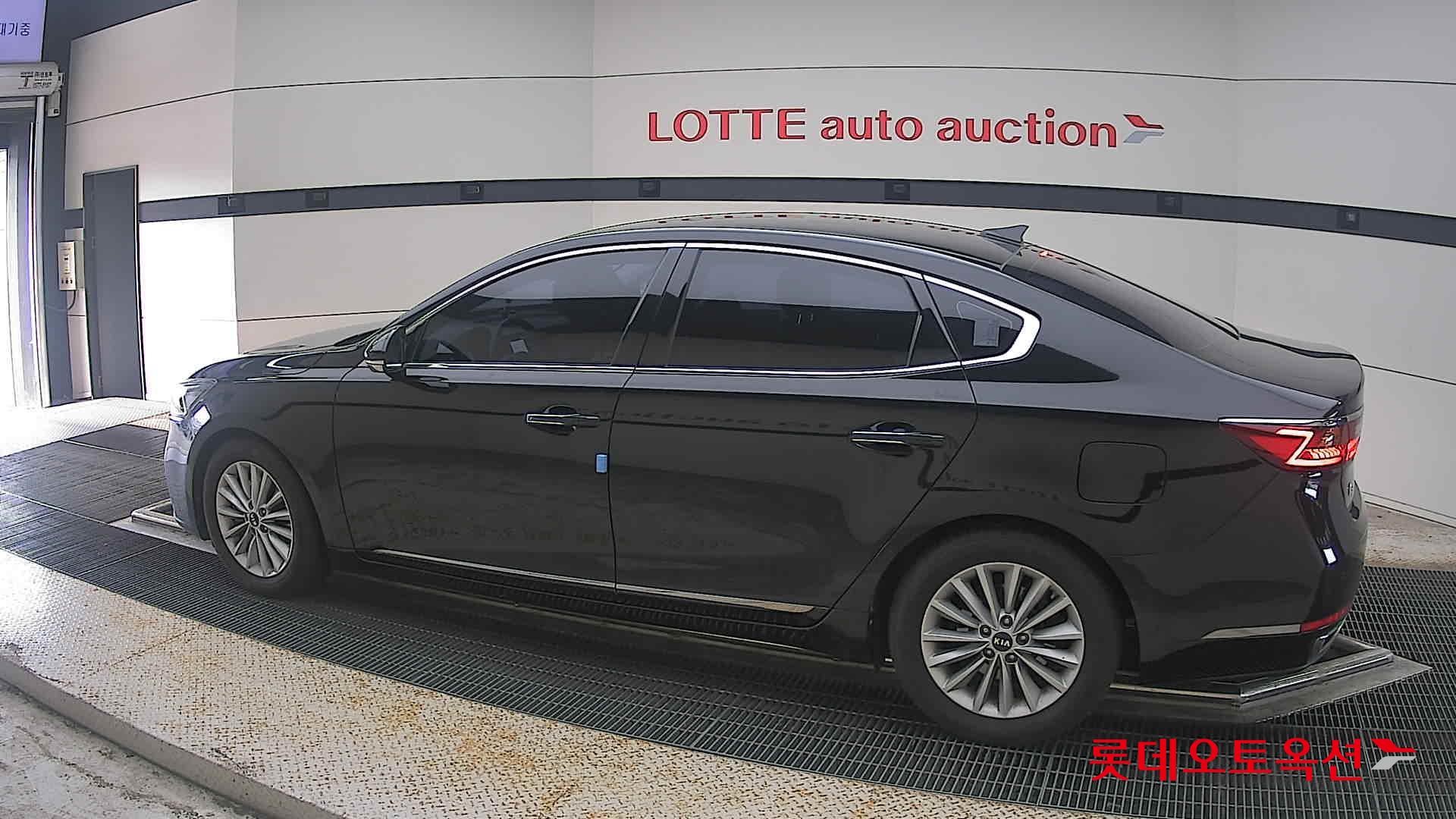 2018 - kia k7