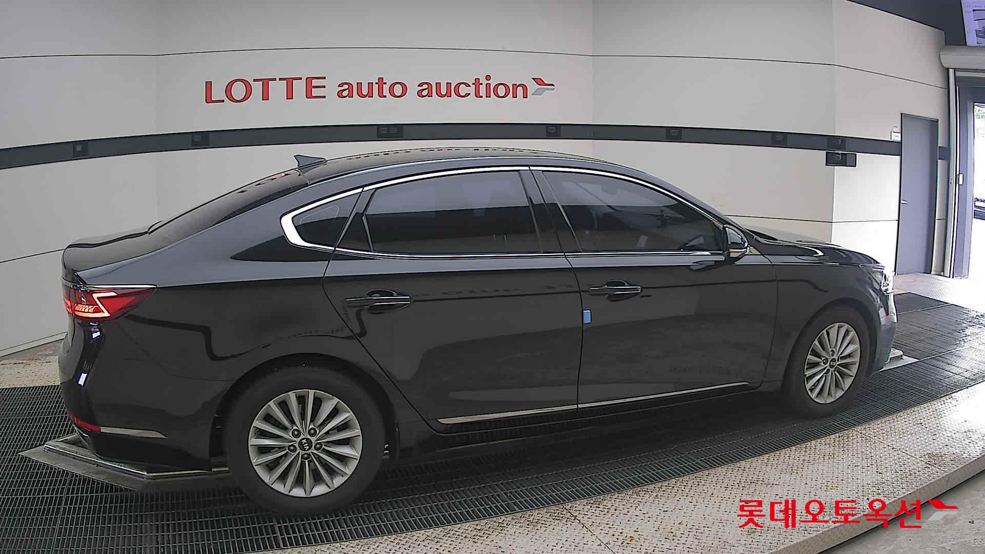 2018 - kia k7