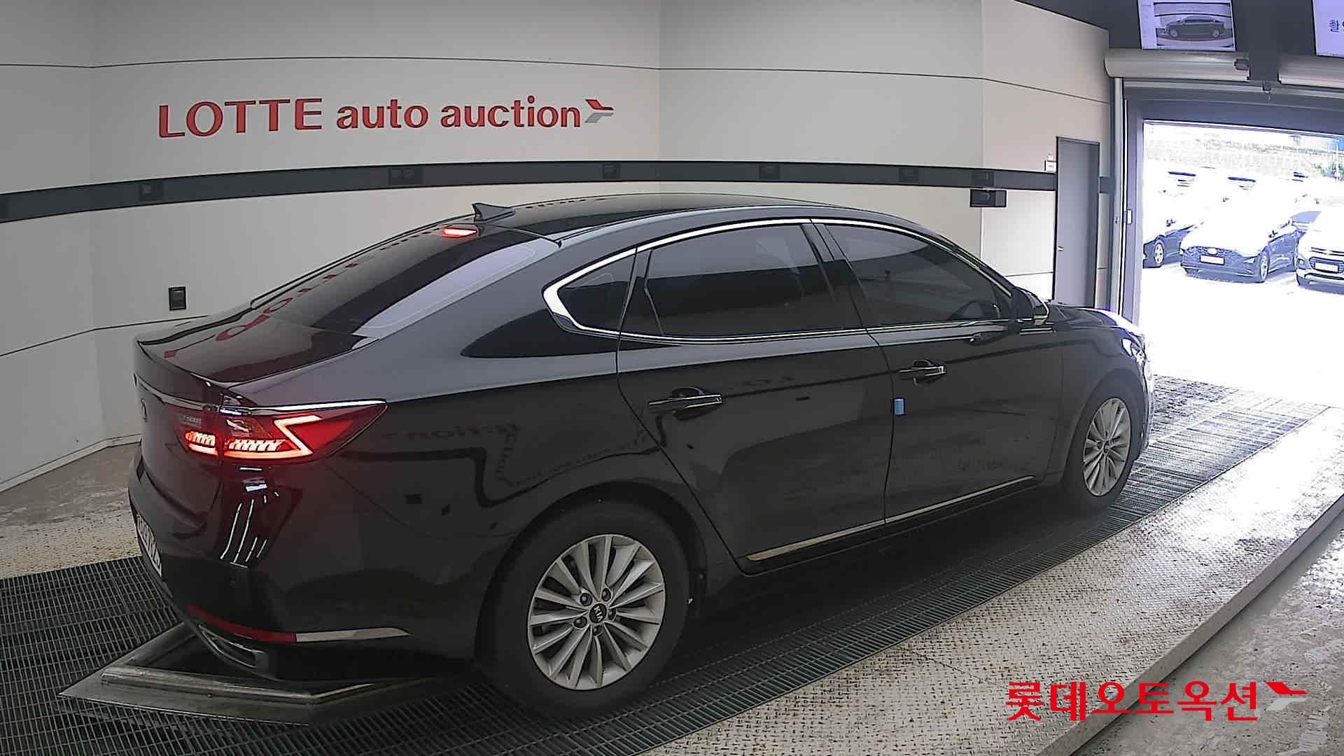 2018 - kia k7