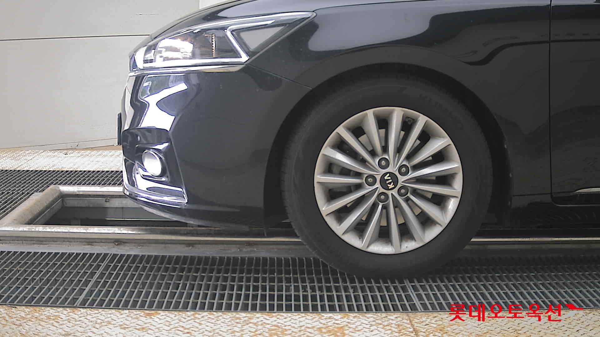 2018 - kia k7