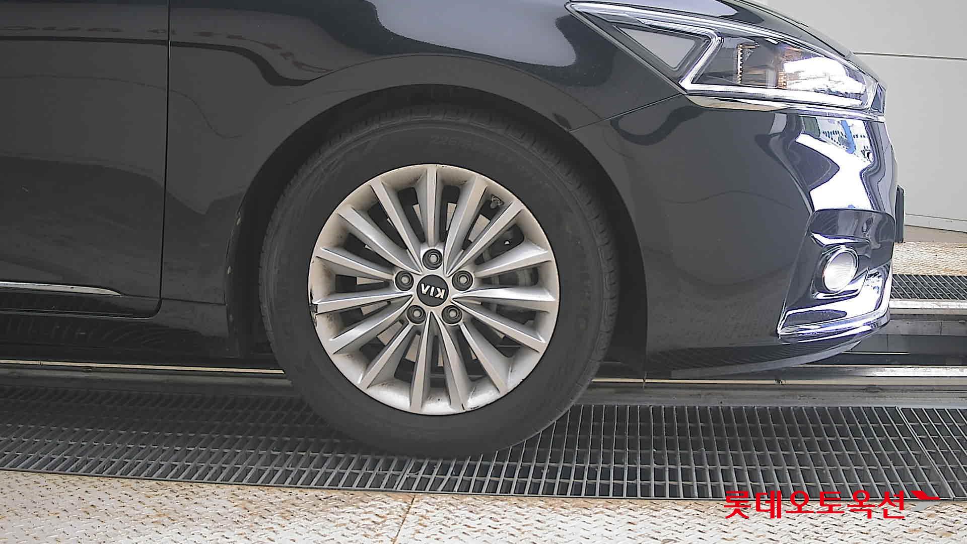 2018 - kia k7