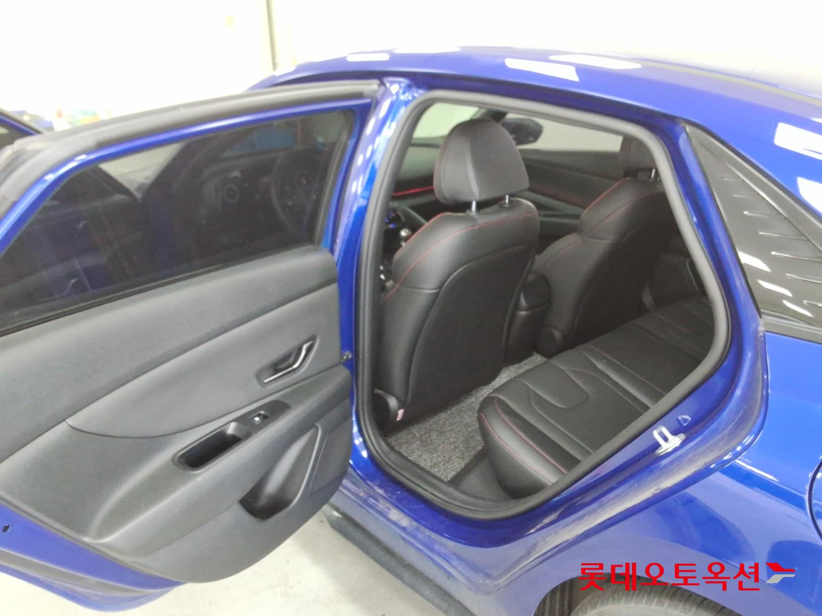2021 - hyundai avante