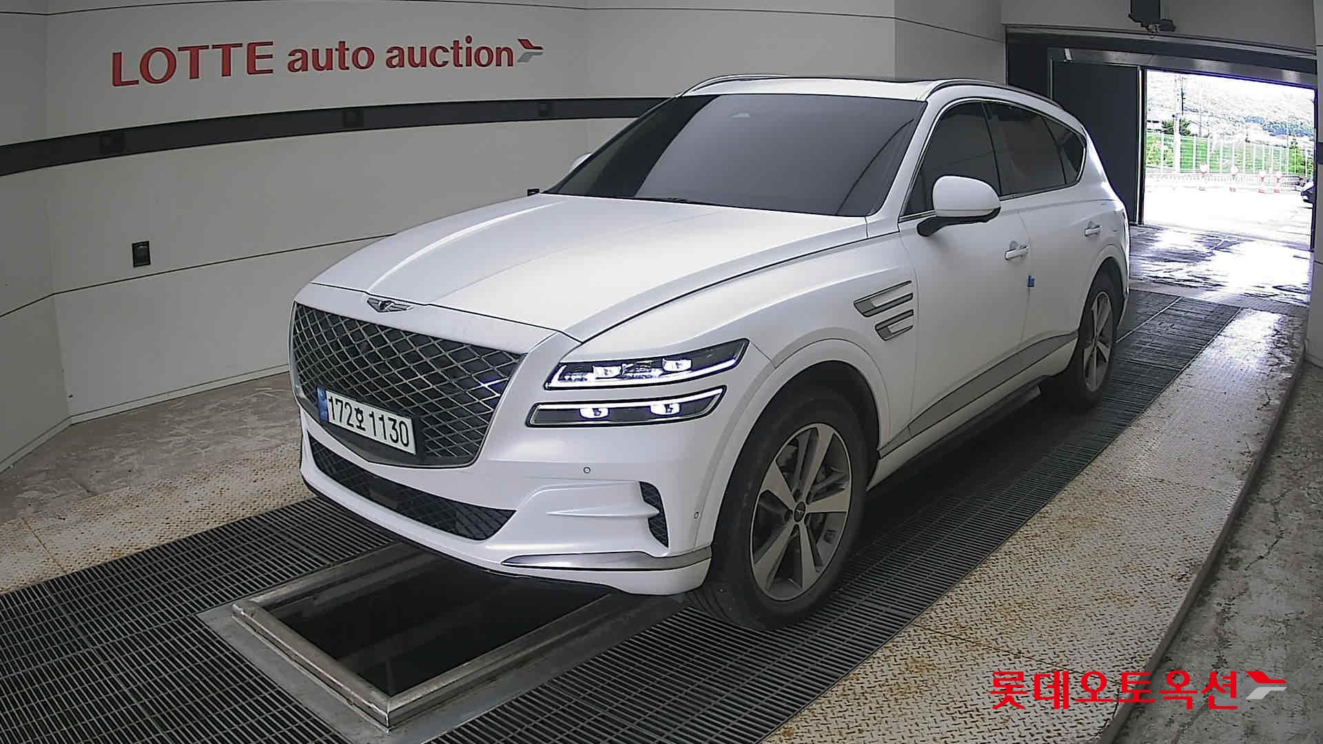 2022 - genesis gv80
