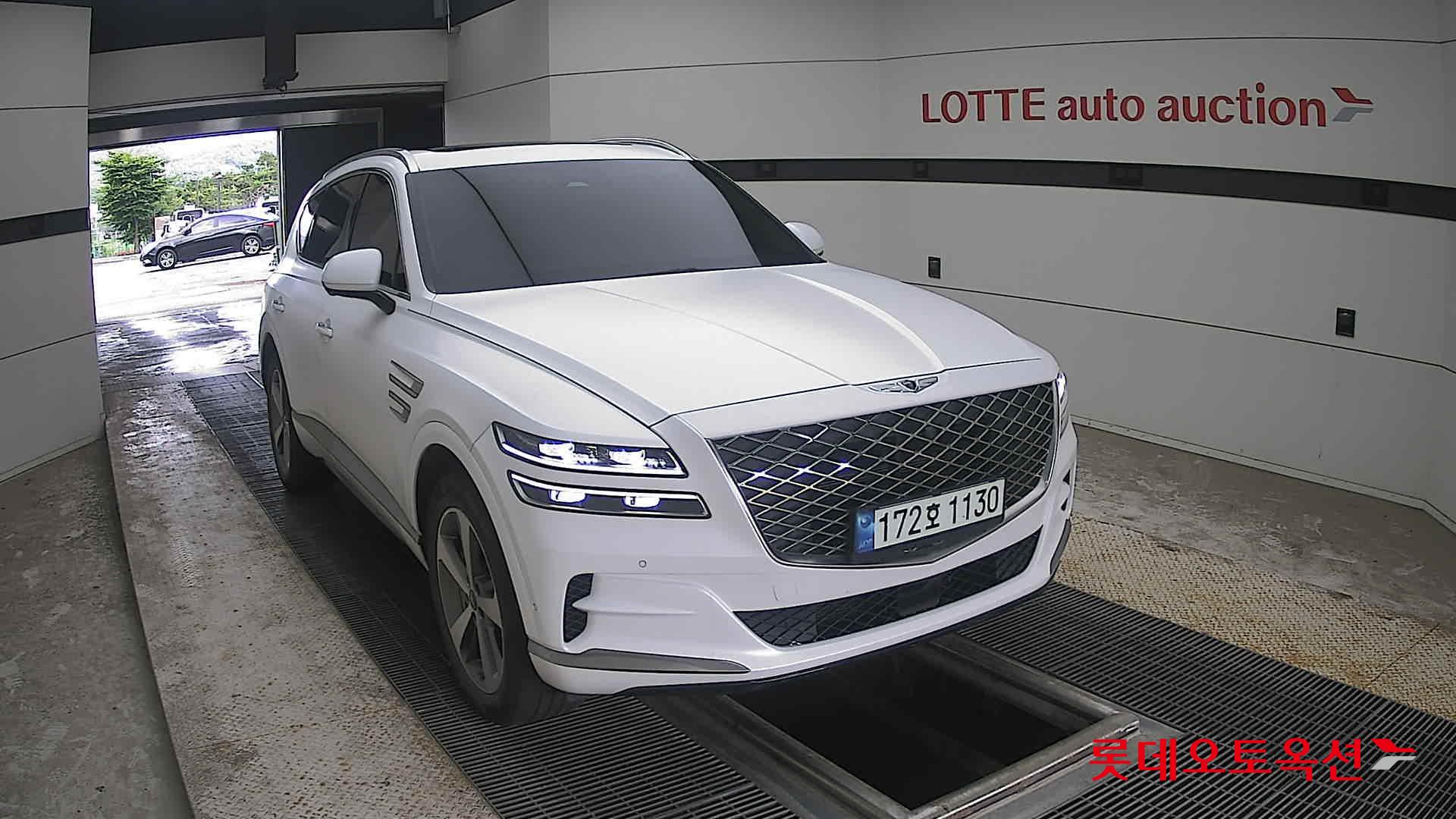 2022 - genesis gv80