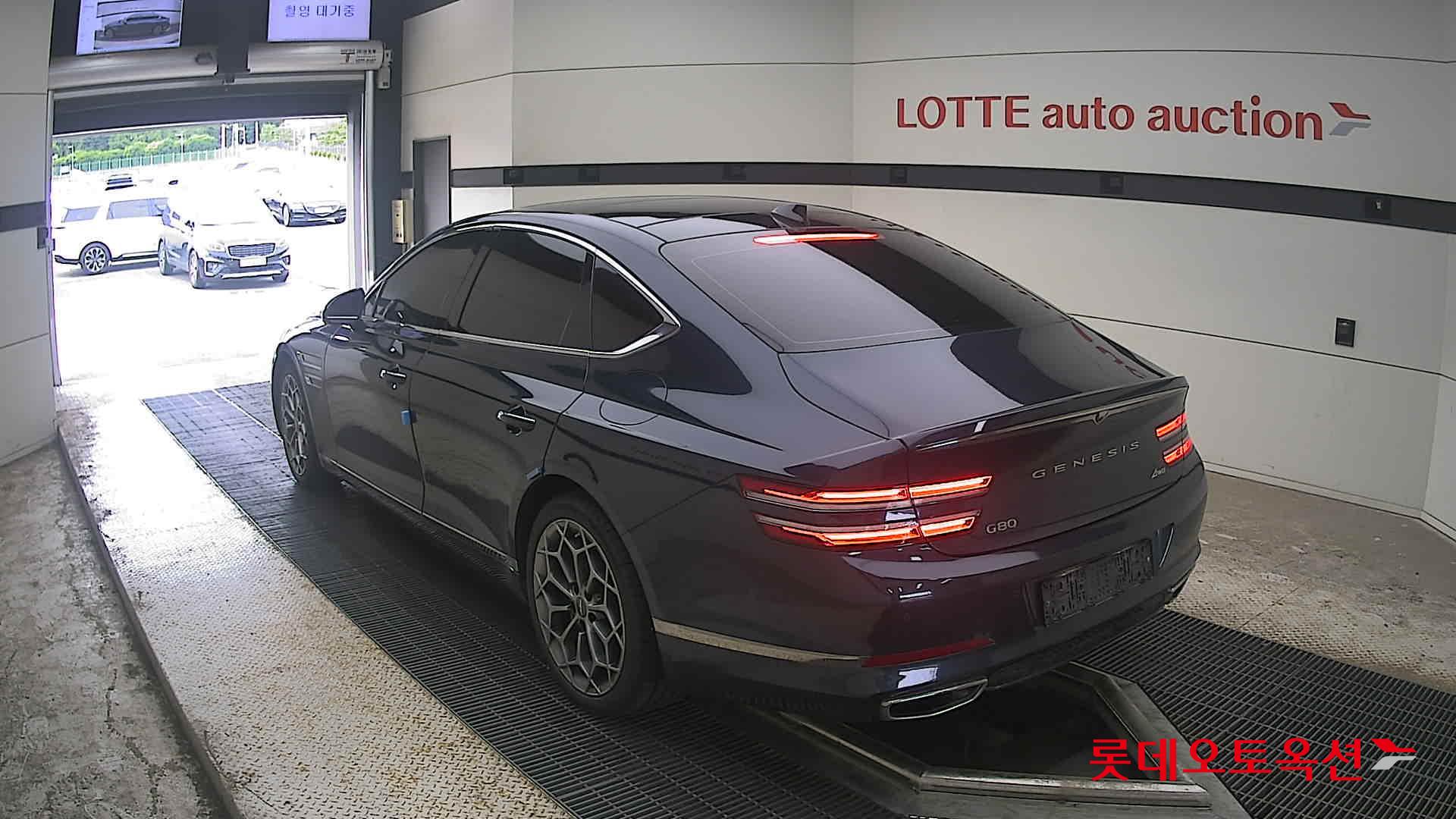 2022 - genesis g80