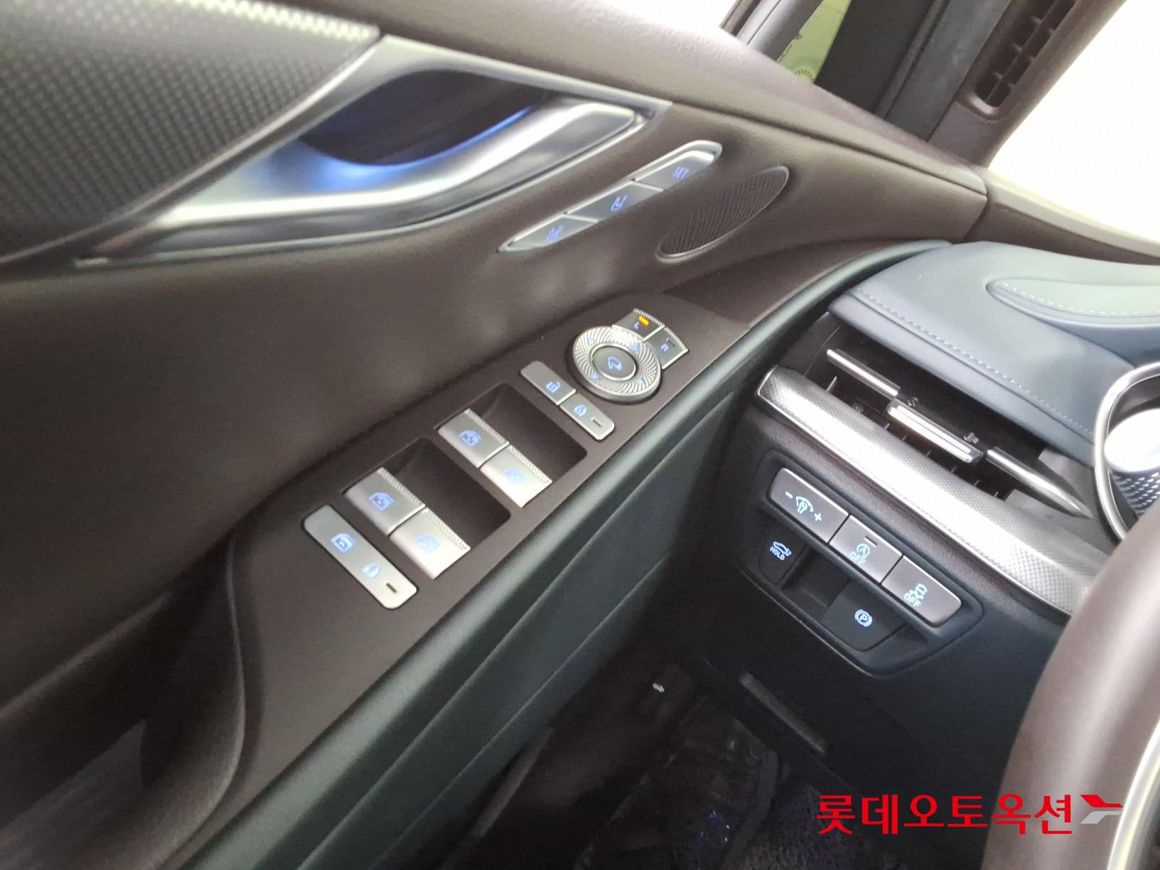 2022 - genesis g80