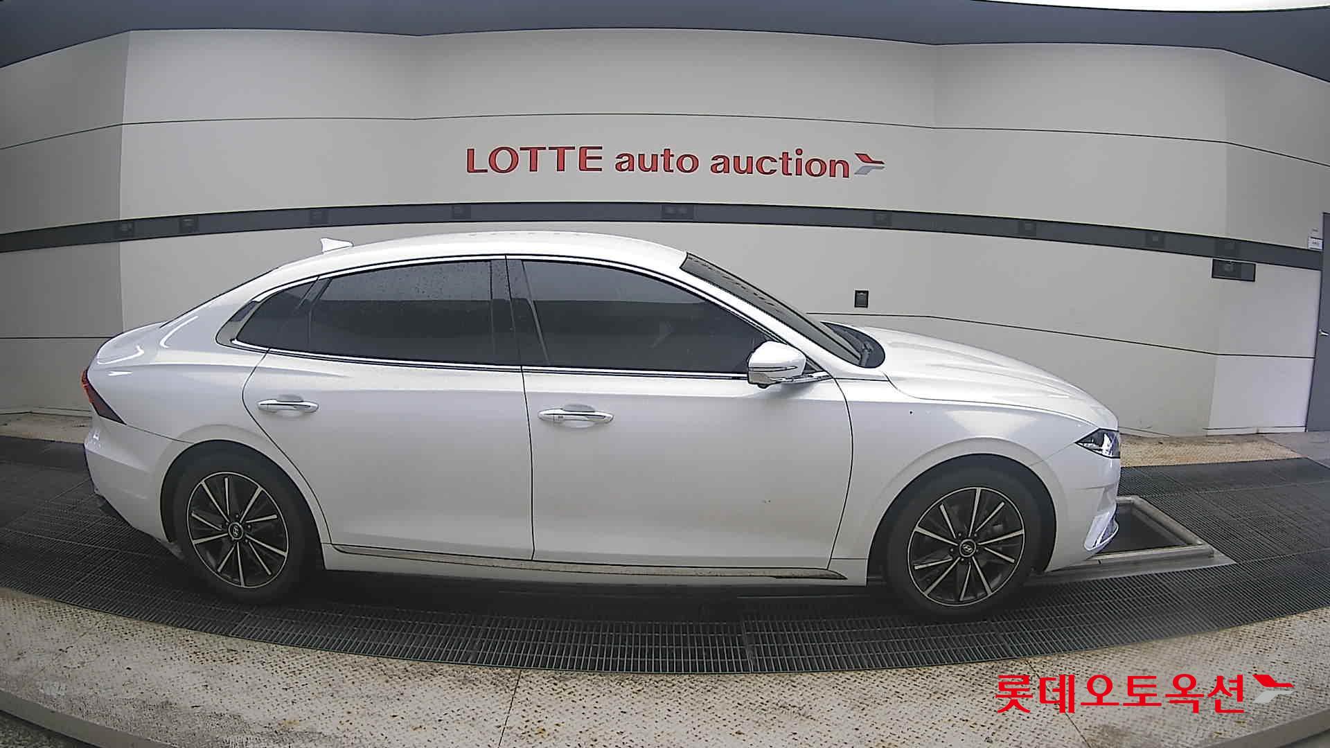 2022 - hyundai grandeur
