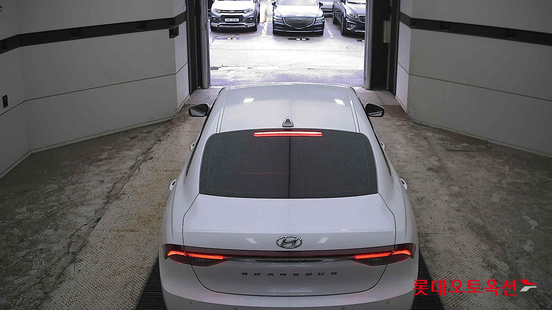 2022 - hyundai grandeur