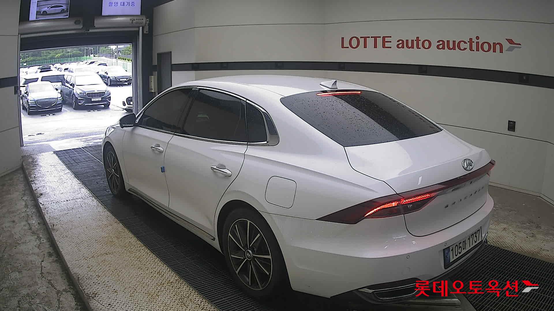 2022 - hyundai grandeur