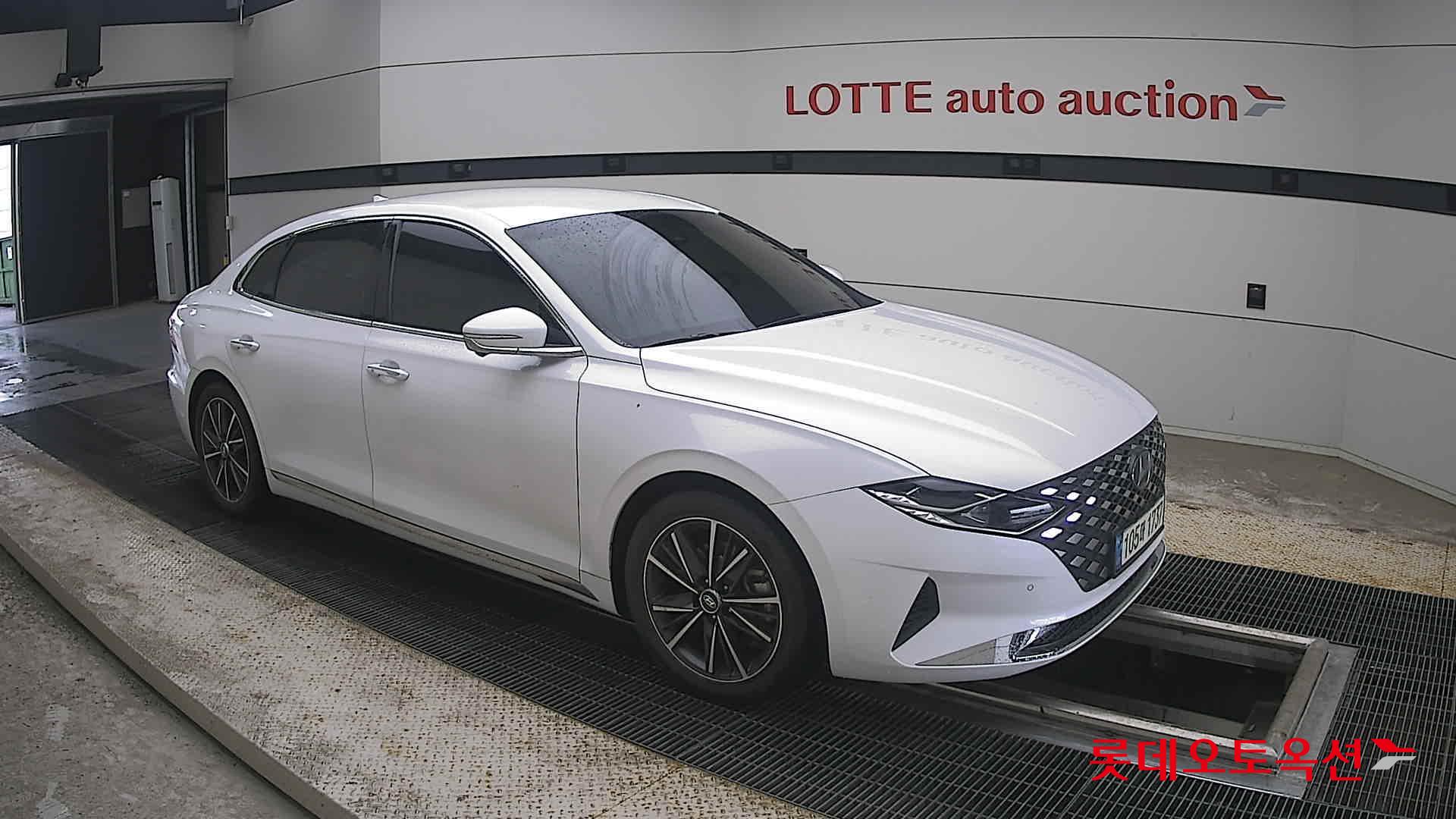 2022 - hyundai grandeur