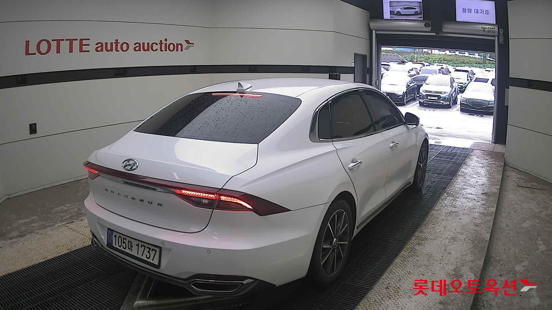 2022 - hyundai grandeur
