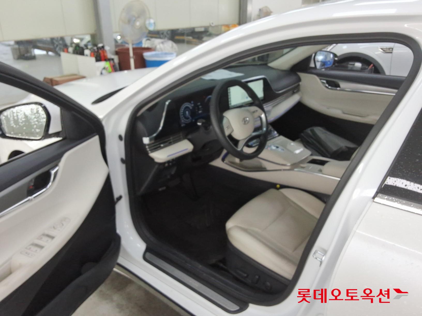 2022 - hyundai grandeur