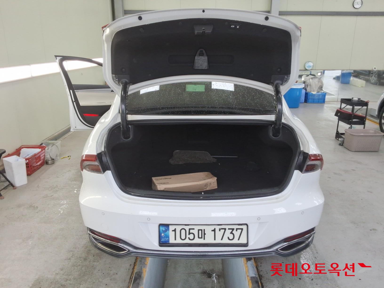 2022 - hyundai grandeur
