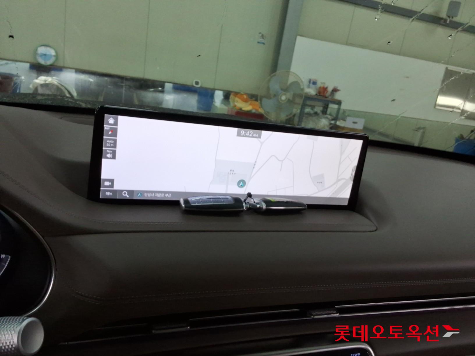 2023 - genesis gv80