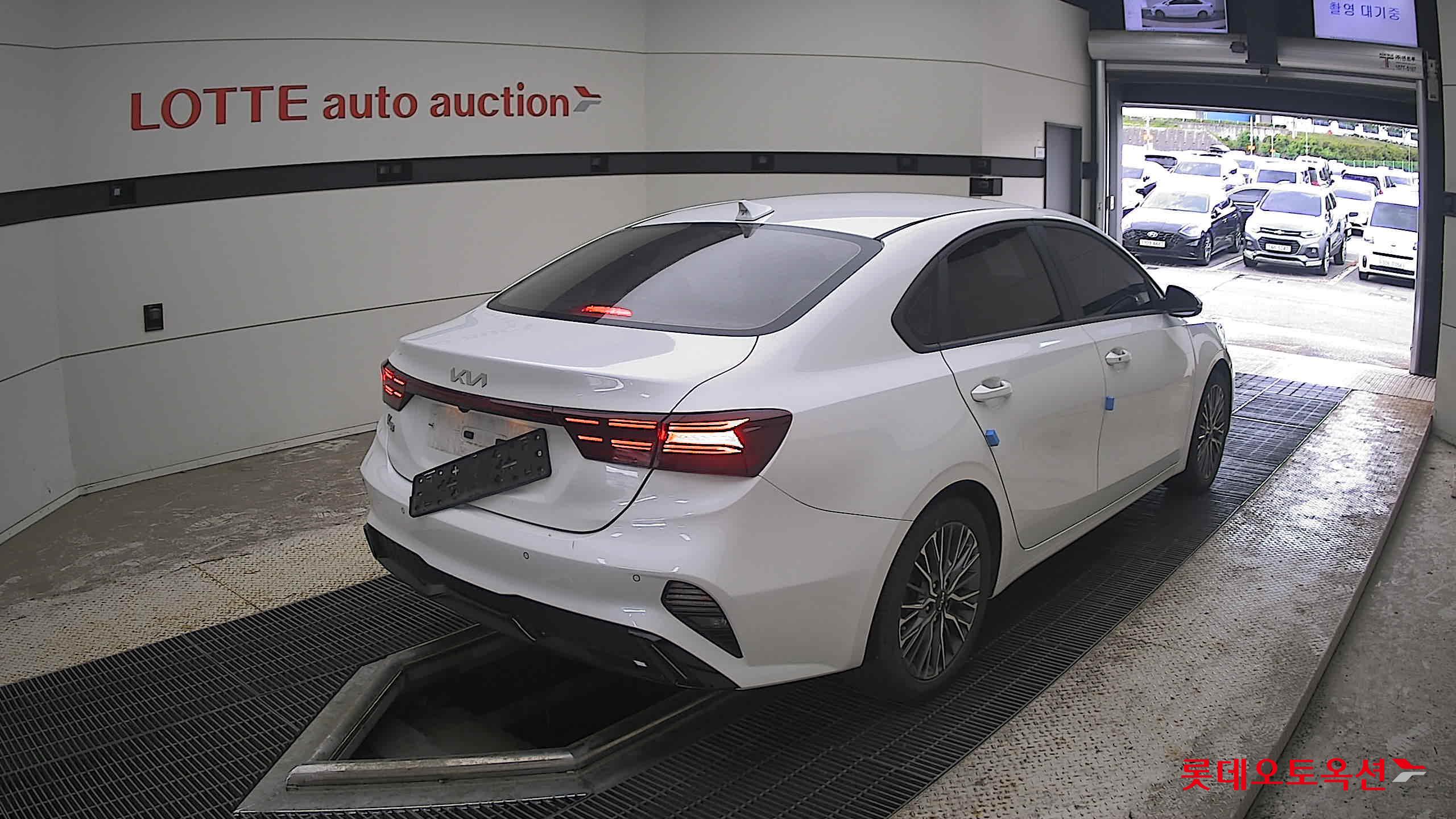 2022 - kia k3