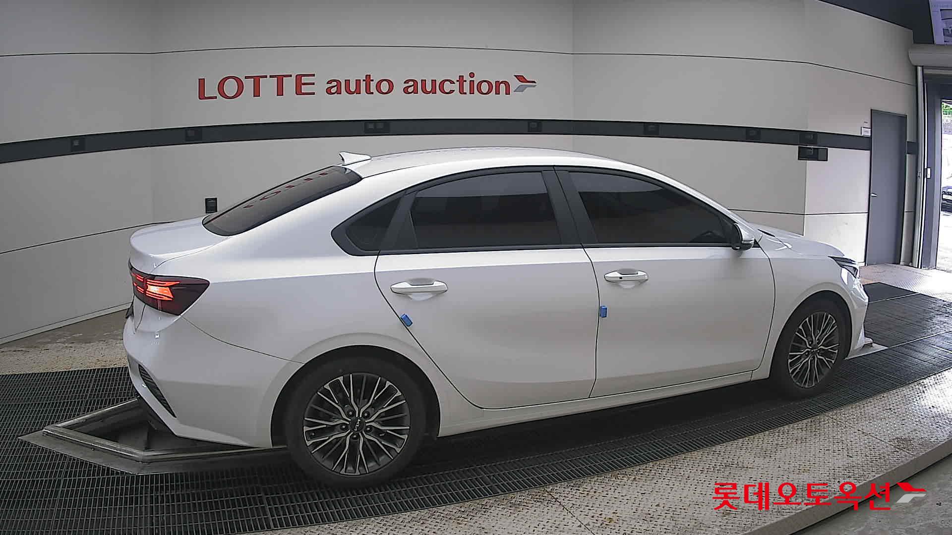 2022 - kia k3