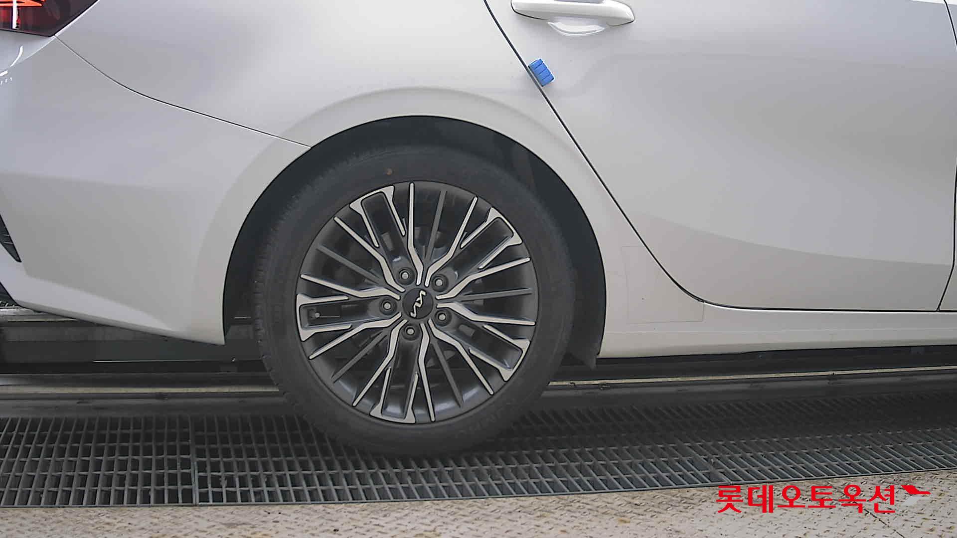 2022 - kia k3