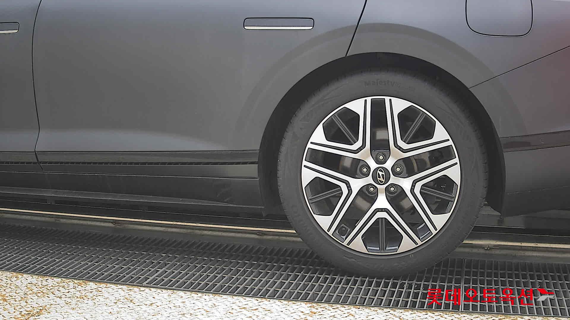 2023 - hyundai grandeur
