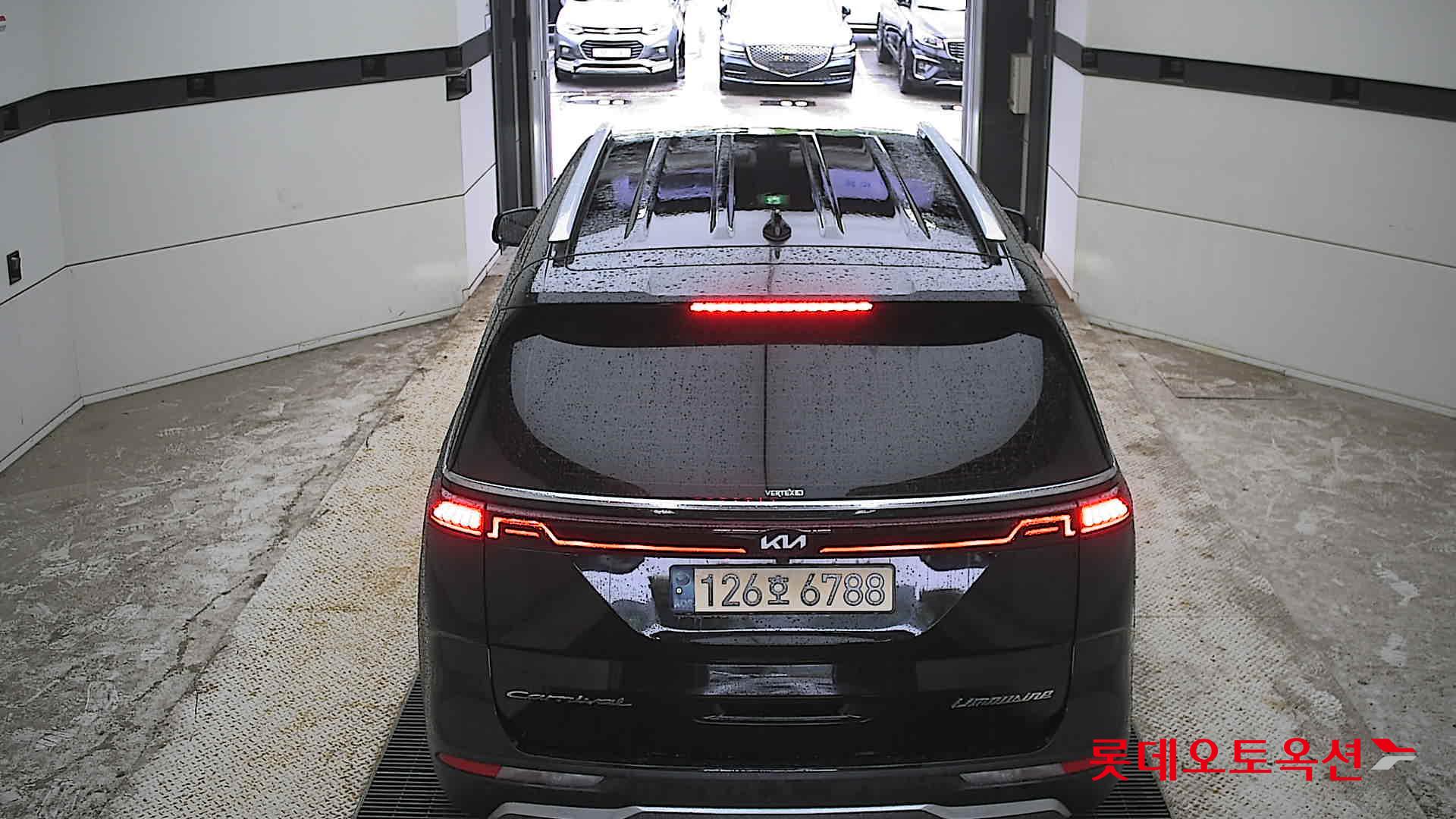 2021 - kia carnival