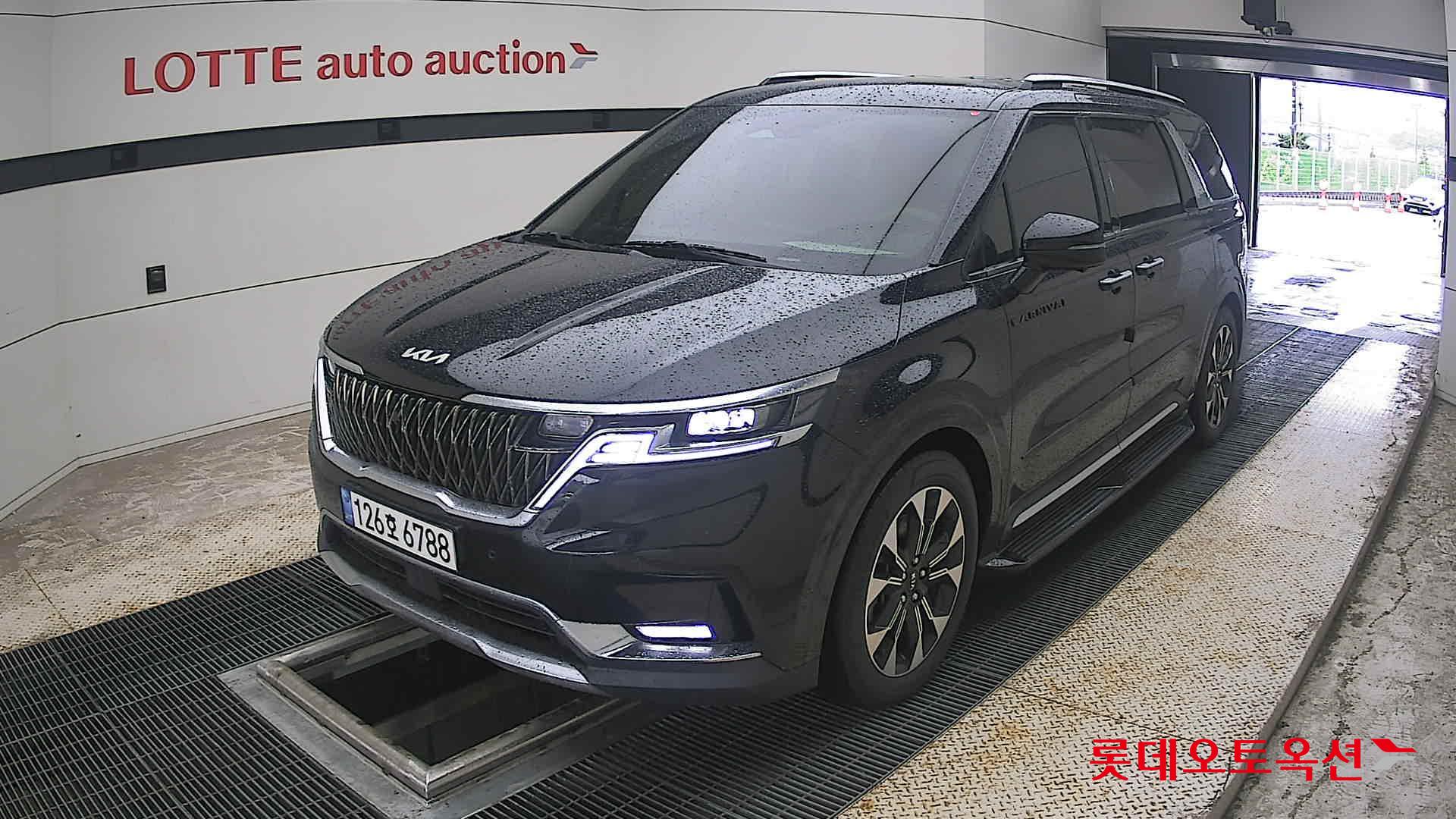 2021 - kia carnival