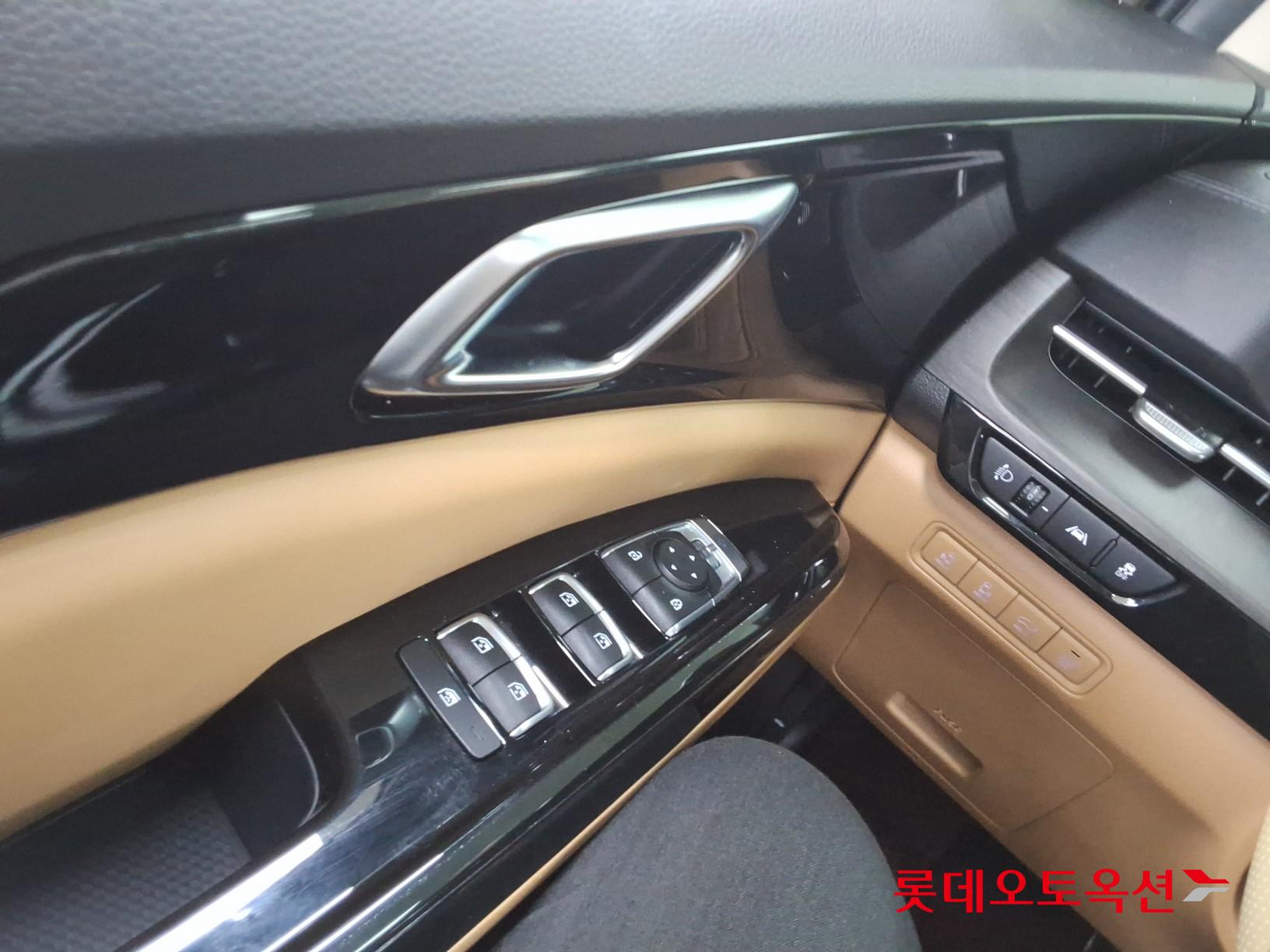 2021 - kia carnival