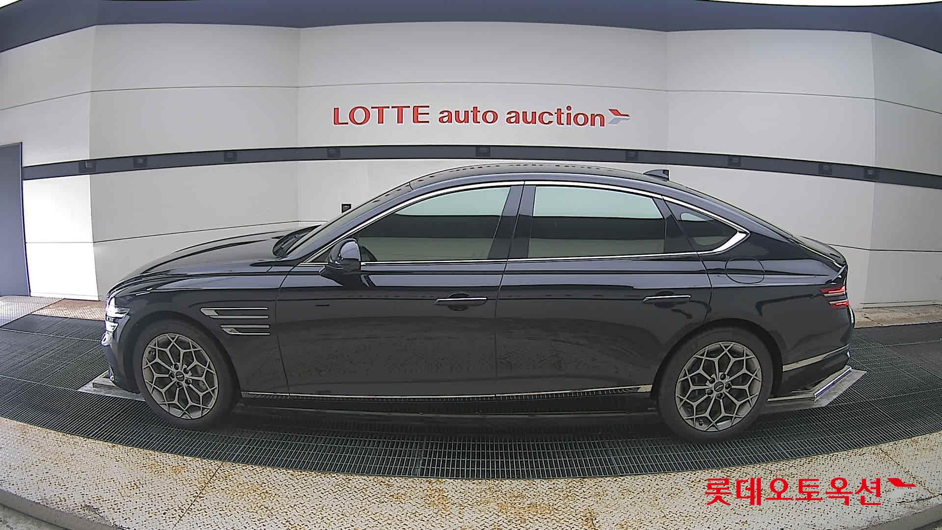 2022 - genesis g80