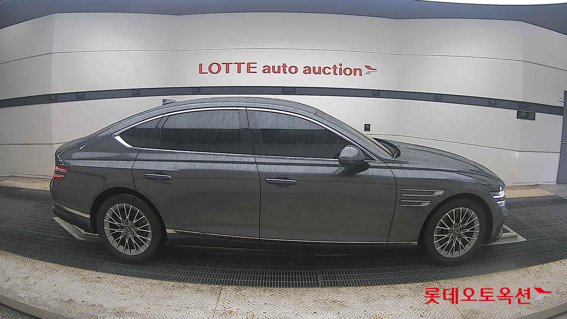 2022 - genesis g80