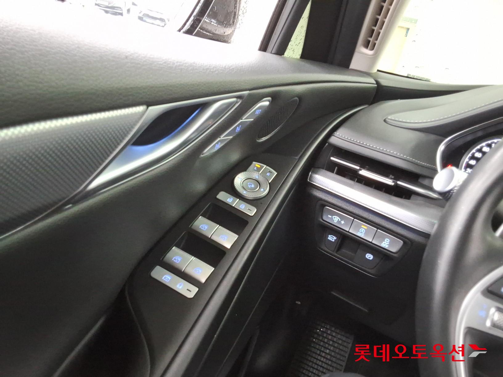 2022 - genesis g80