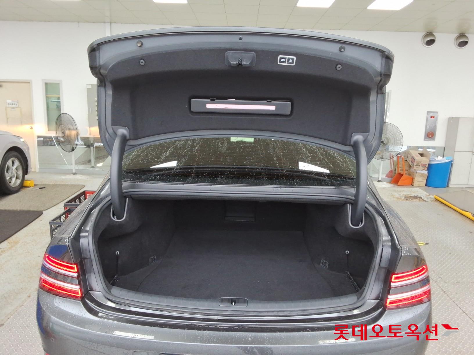 2022 - genesis g80