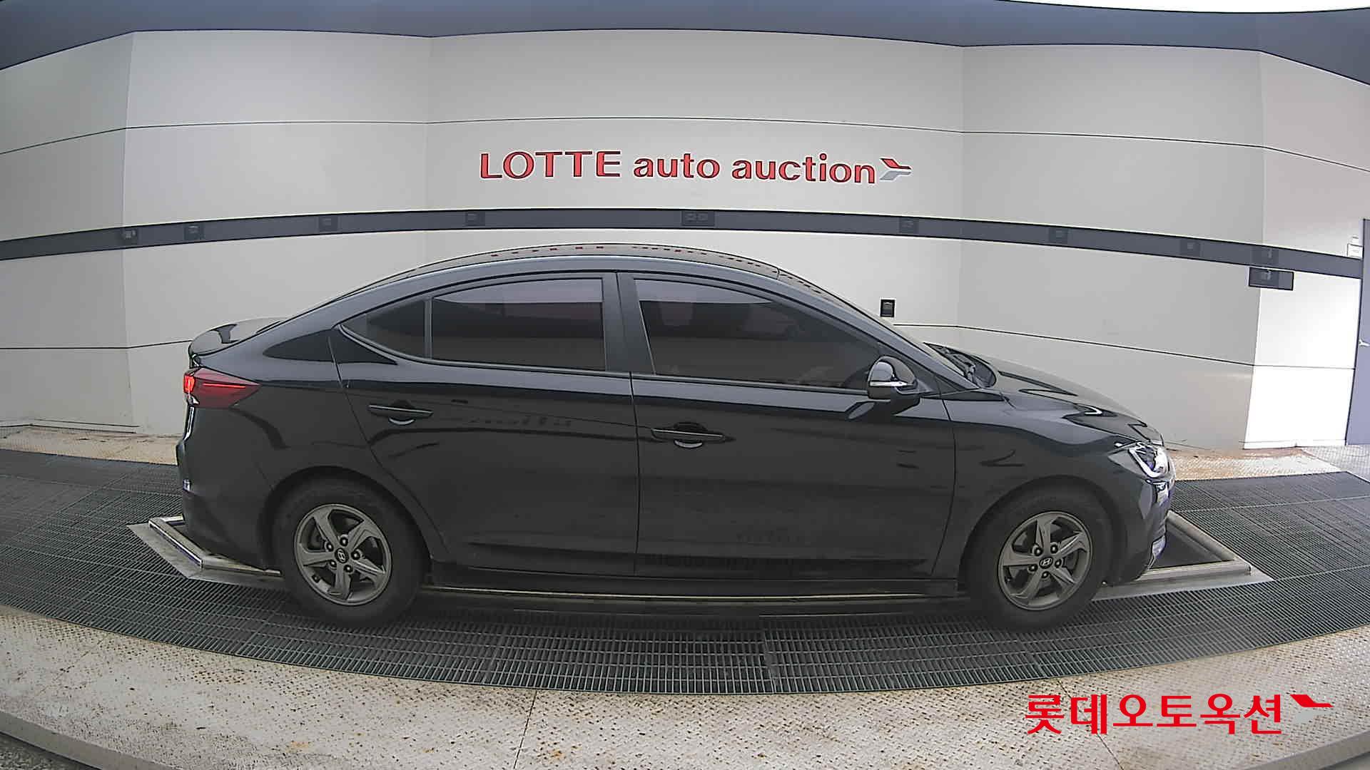 2016 - hyundai avante