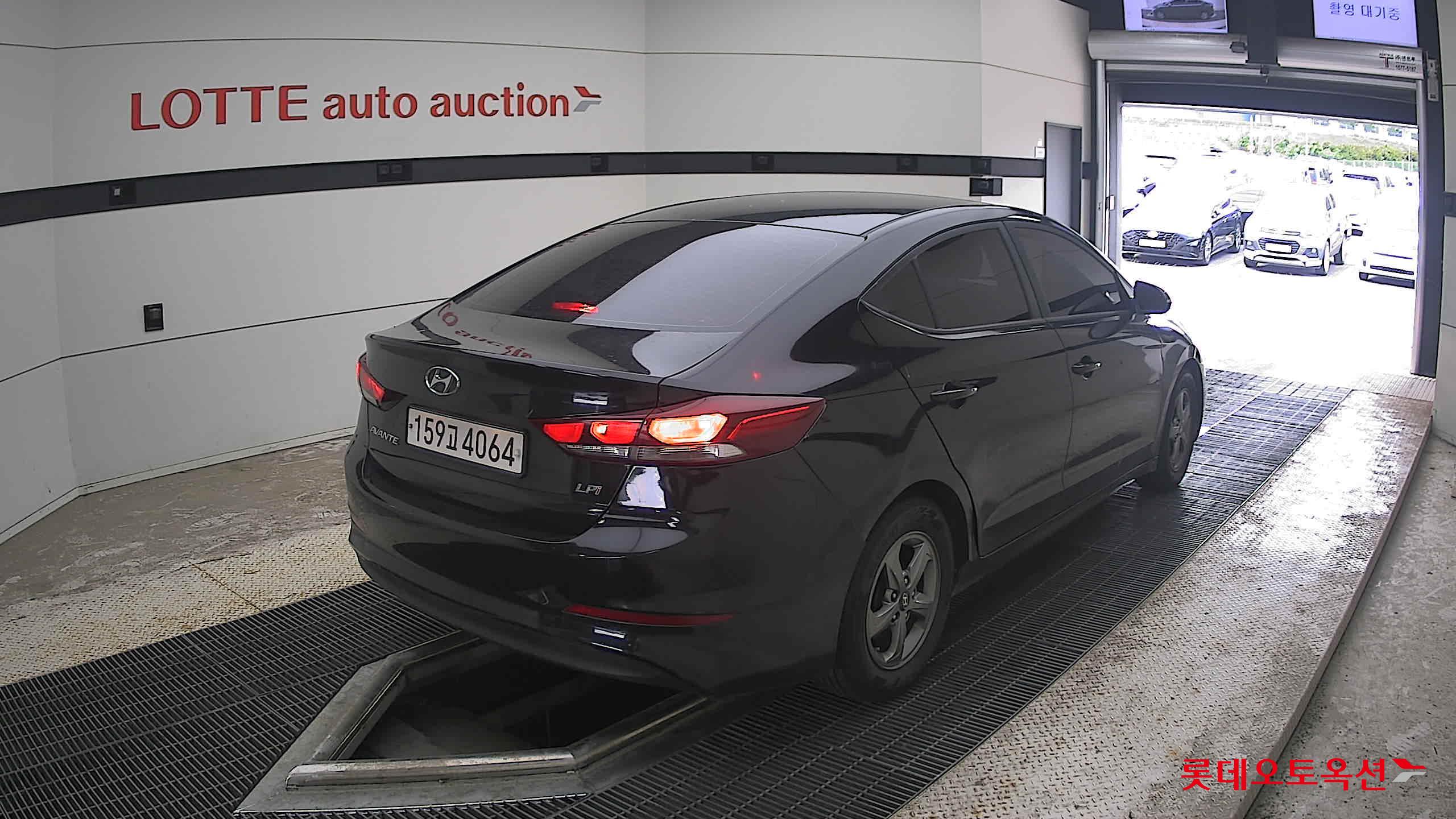 2016 - hyundai avante