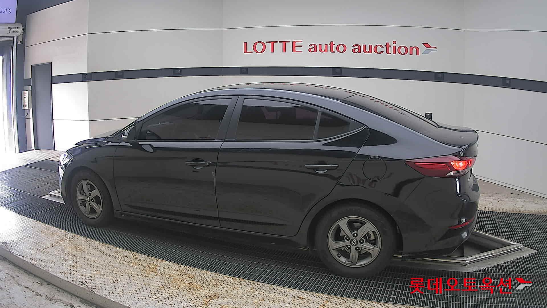 2016 - hyundai avante