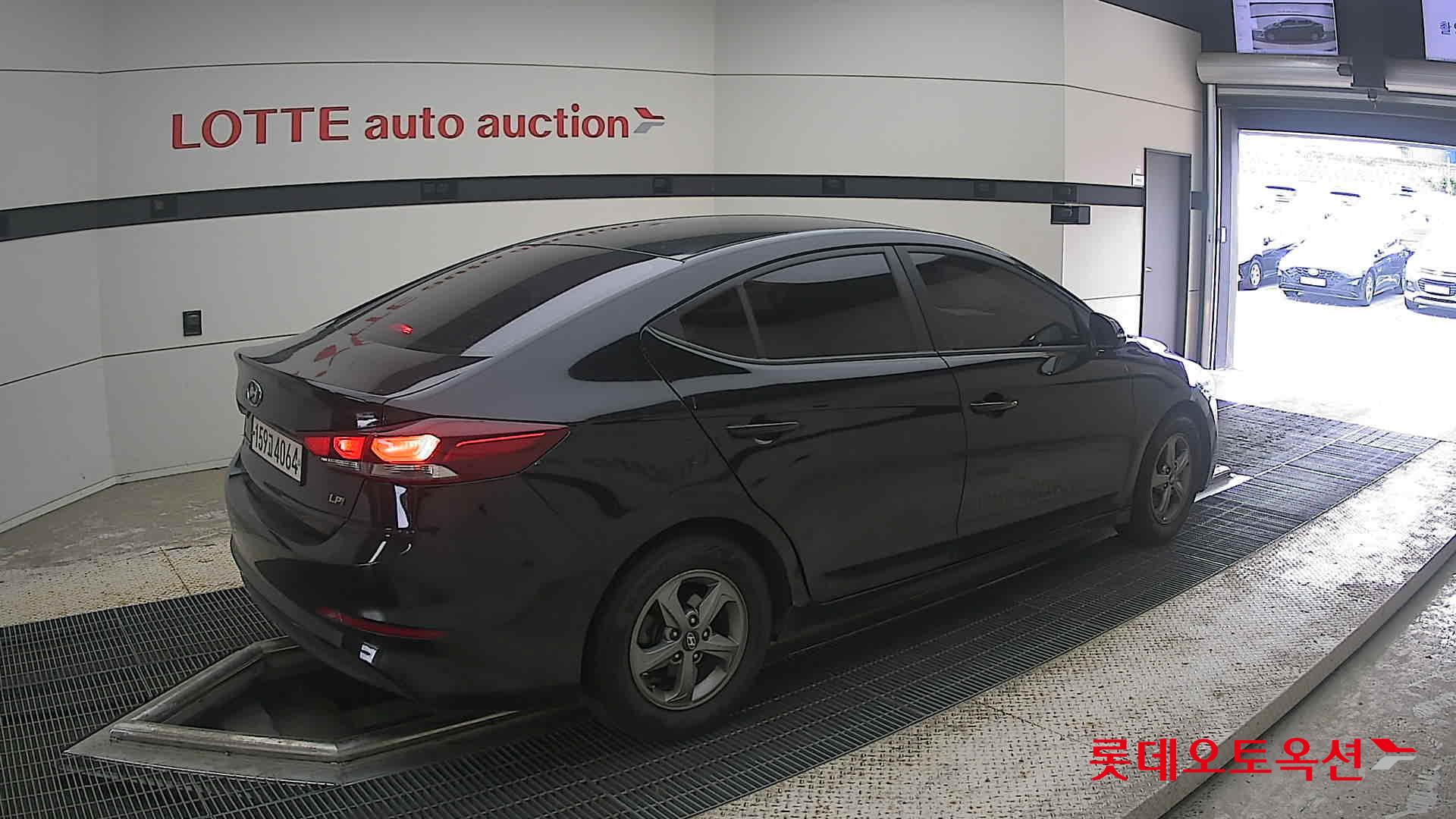 2016 - hyundai avante