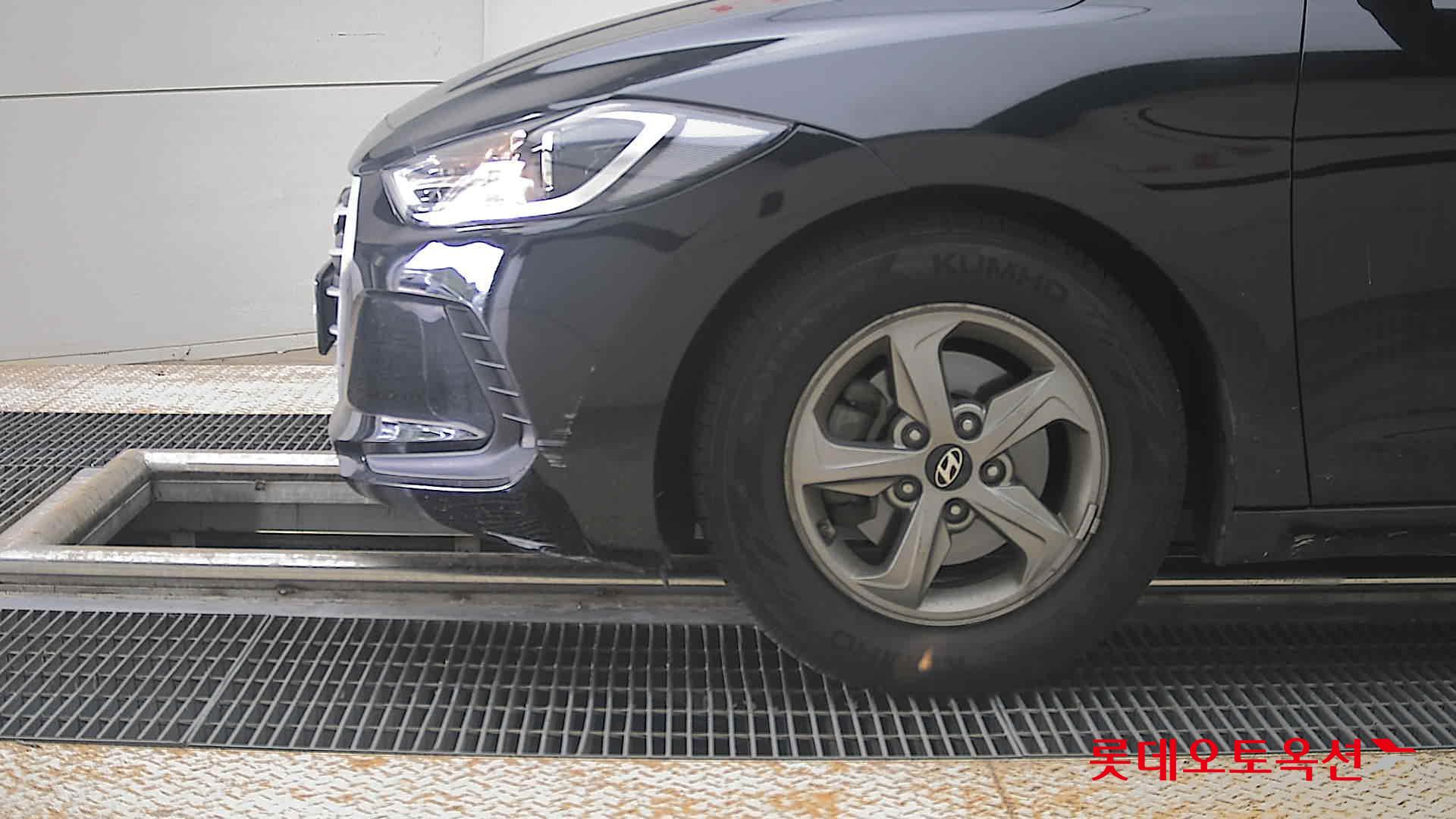 2016 - hyundai avante
